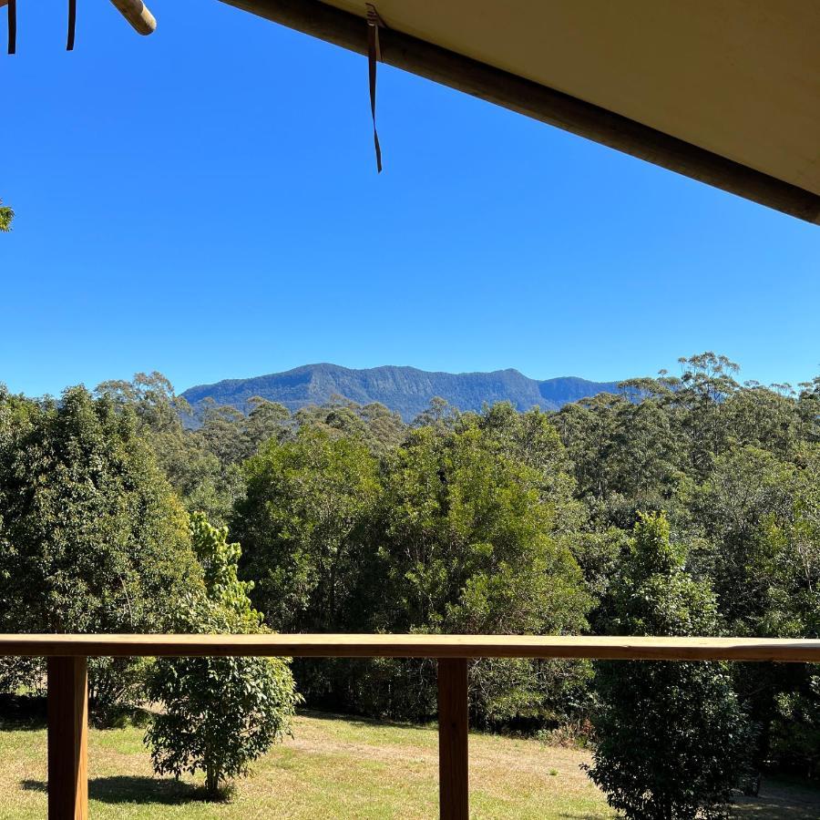丝绸馆酒店 Mount Burrell 外观 照片